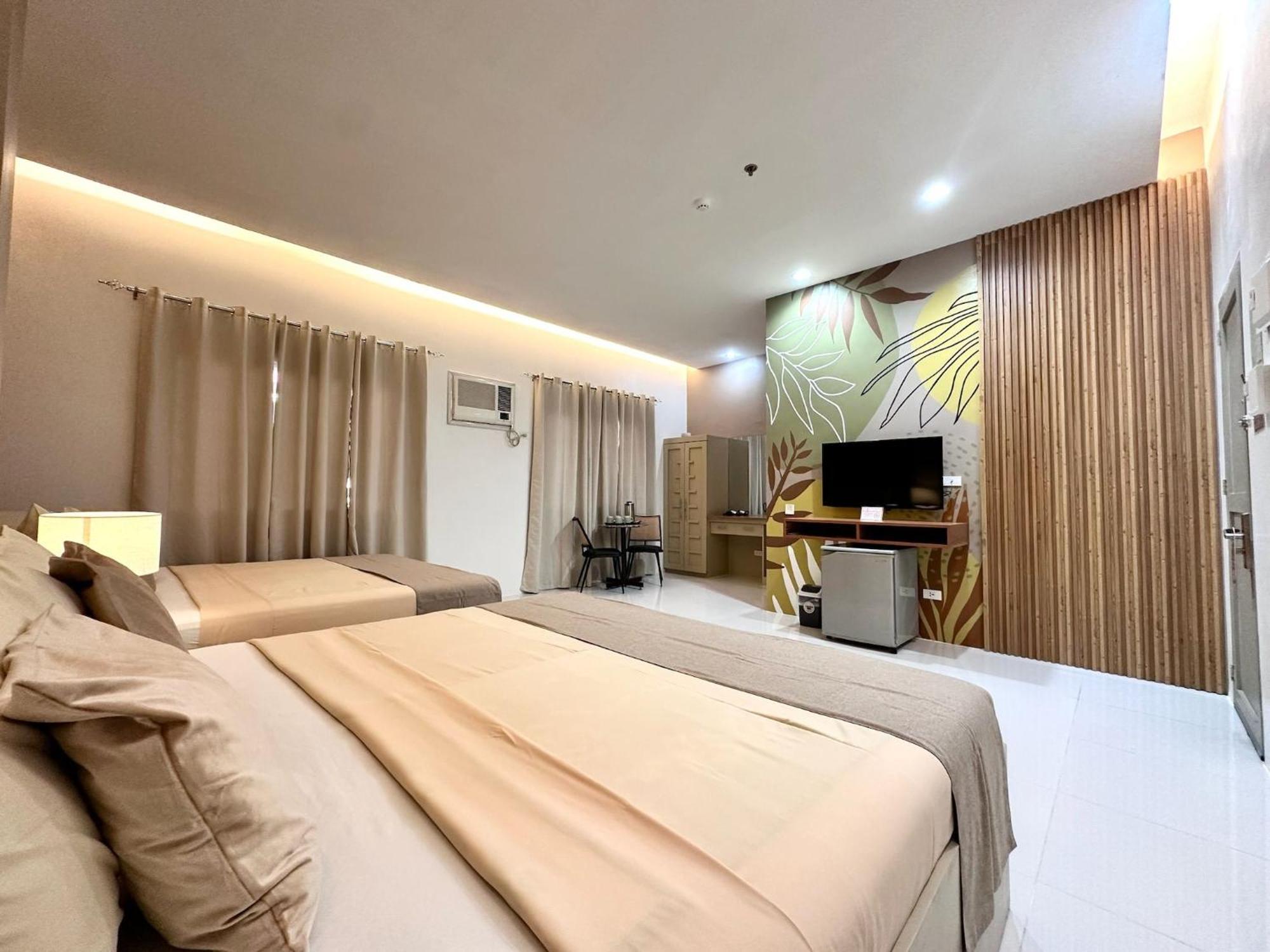 Hotel Nicanor Dumaguete City Exterior photo