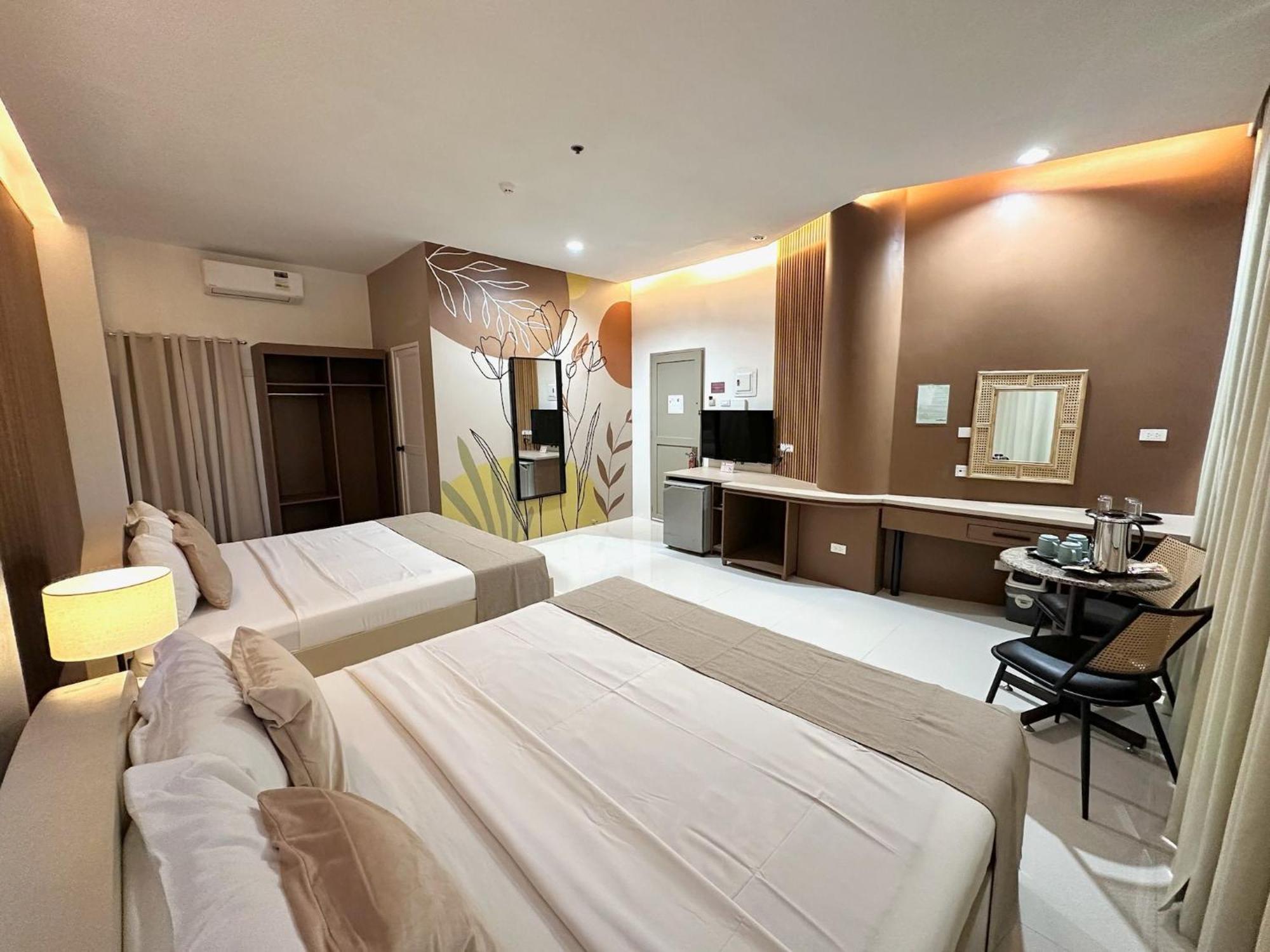 Hotel Nicanor Dumaguete City Exterior photo