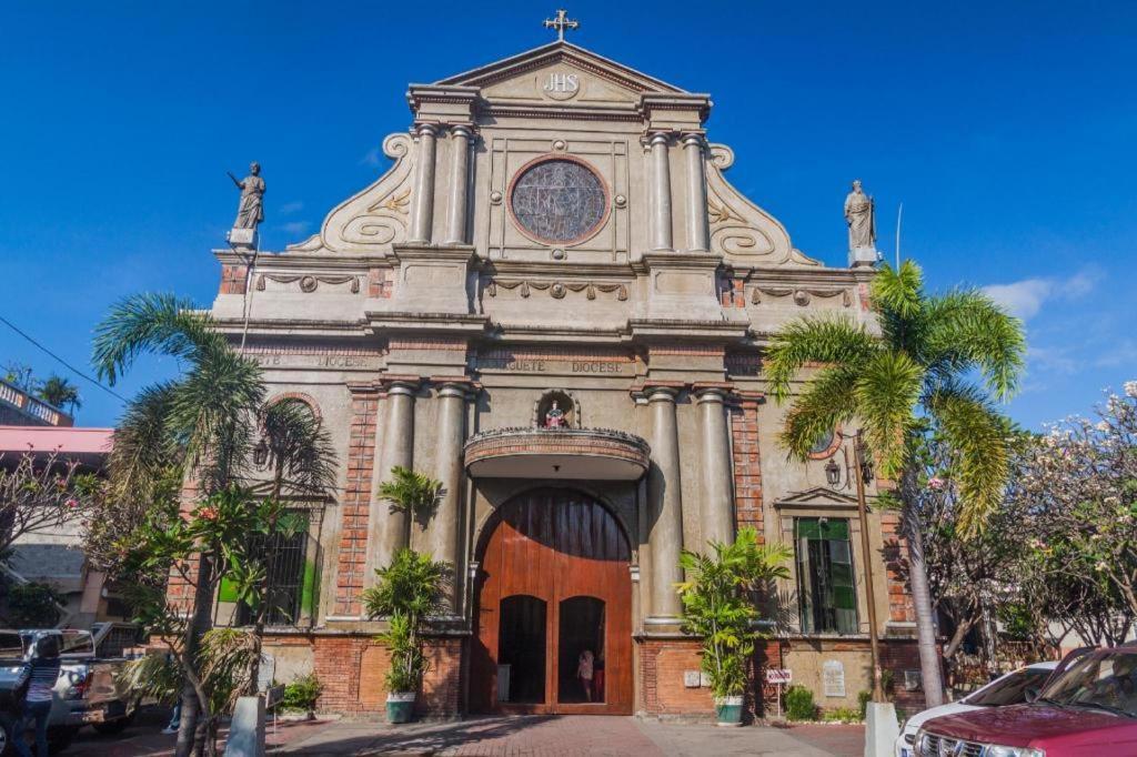 Hotel Nicanor Dumaguete City Exterior photo