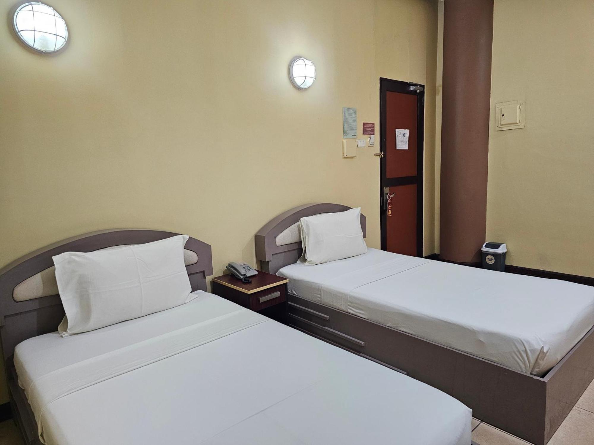 Hotel Nicanor Dumaguete City Exterior photo