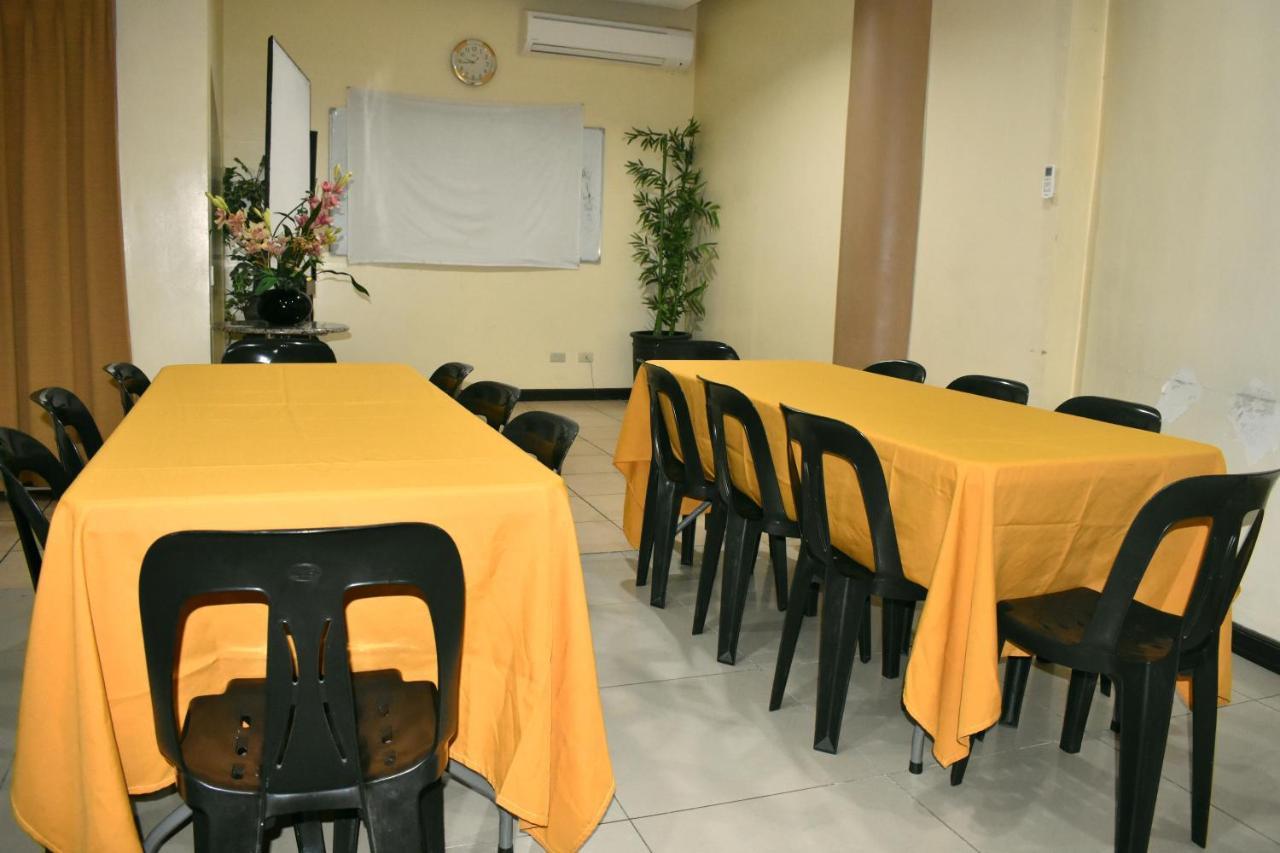 Hotel Nicanor Dumaguete City Exterior photo